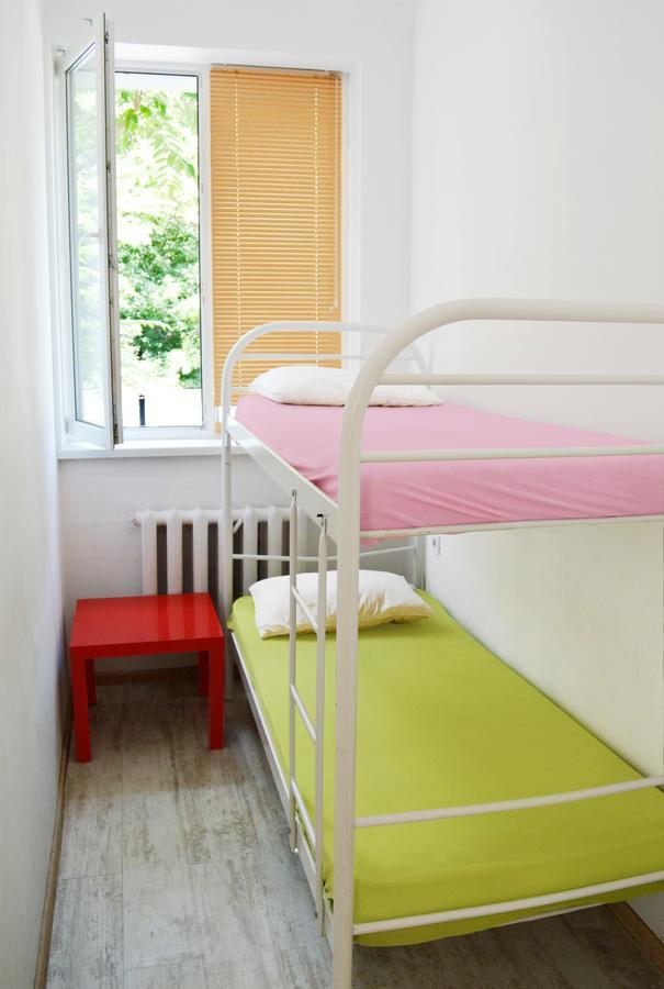 Hostel Vokzal Киев Кровати хостела фото